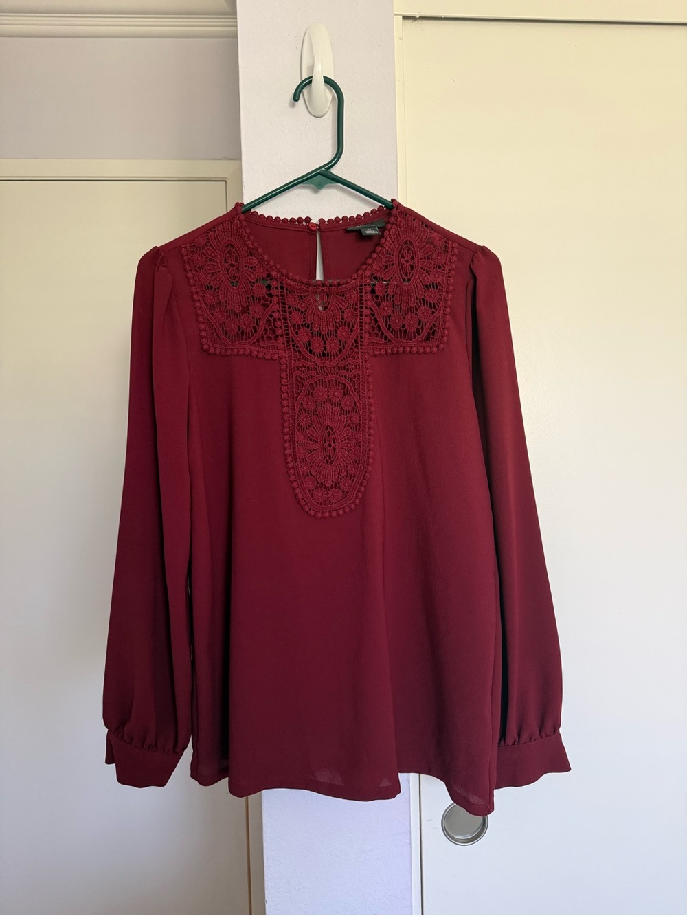 Halogen® Lace & Crepe Blouse NWOT